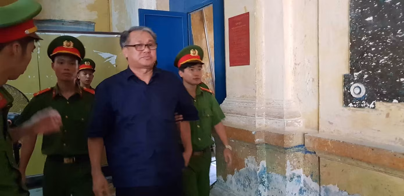 Phạm Công Danh bị đề nghị 20 năm tù ảnh 5 Phạm Công Danh bị đề nghị 20 năm tù ảnh 5
