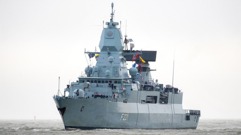 Khinh hạm Hessen. Ảnh: Getty