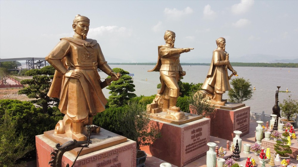 Tài nguyên văn hóa là một trong những thế mạnh của Hải Phòng, thúc đẩy du lịch Hải Phòng phát triển đa dạng và bền vững. Tài nguyên văn hóa là một trong những thế mạnh của Hải Phòng, thúc đẩy du lịch Hải Phòng phát triển đa dạng và bền vững.