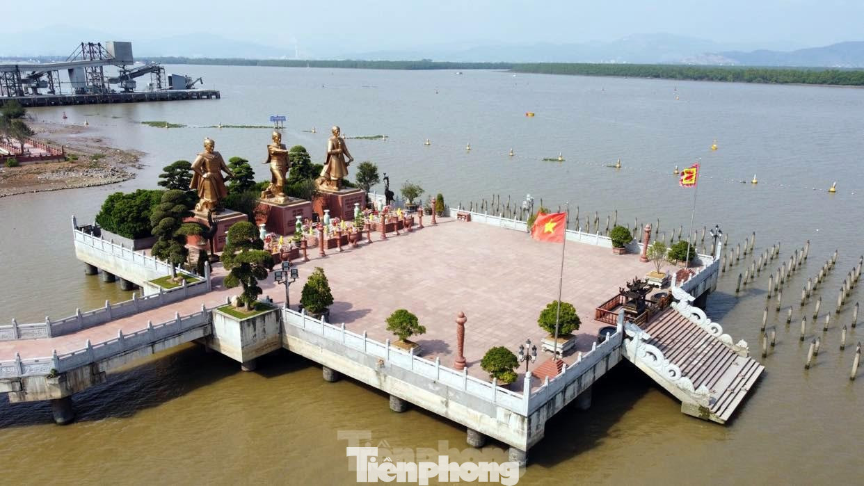 Tài nguyên văn hóa là một trong những thế mạnh của Hải Phòng, thúc đẩy du lịch Hải Phòng phát triển đa dạng và bền vững. Tài nguyên văn hóa là một trong những thế mạnh của Hải Phòng, thúc đẩy du lịch Hải Phòng phát triển đa dạng và bền vững.