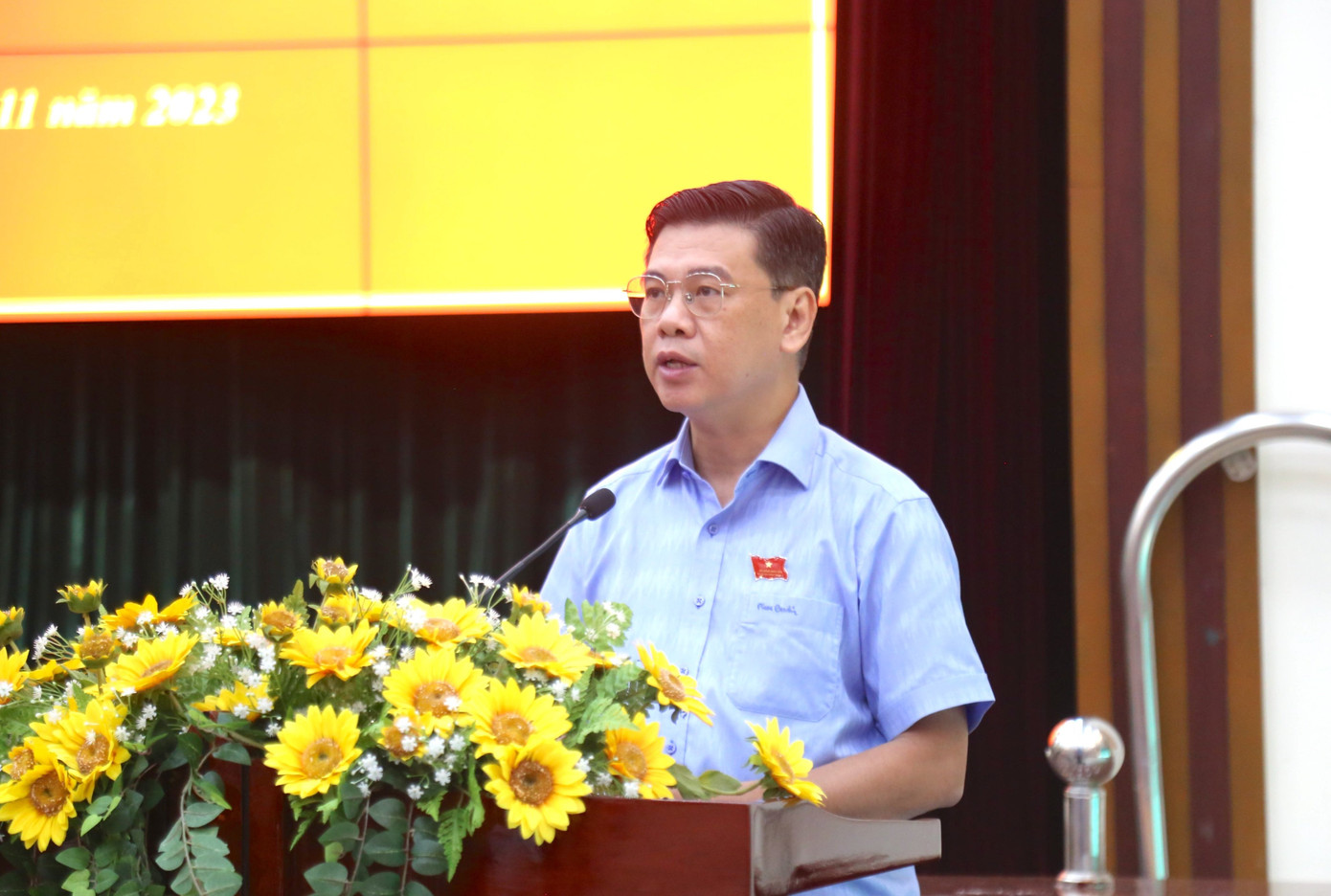 Phó Chủ tịch UBND TP.HCM Nguyễn Văn Dũng cho biết không phải tất cả lòng đường, vỉa hè đều thu phí. Ảnh: T.T