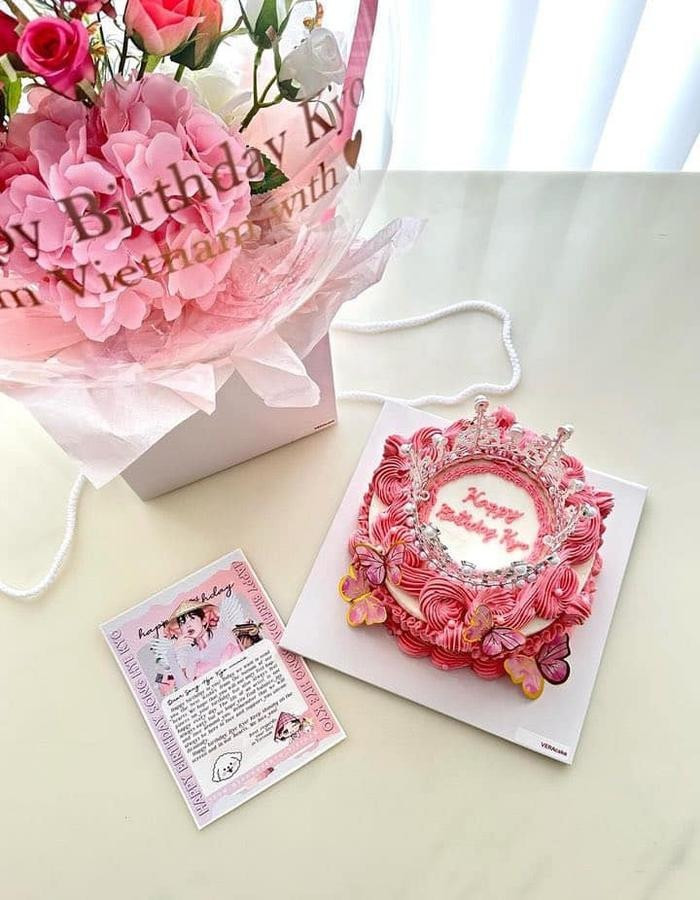 Quà tặng của người hâm mộ Việt Nam gửi cho Song Hye Kyo. Ảnh: IG. Quà tặng của người hâm mộ Việt Nam gửi cho Song Hye Kyo. Ảnh: IG.