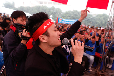 Ca sĩ Tùng Dương 