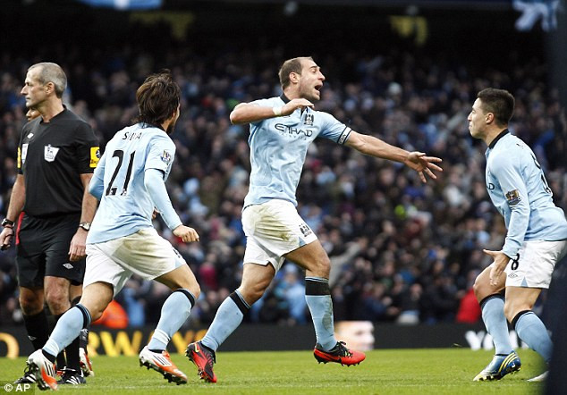 Man City chơi quật cường trong hiệp 2