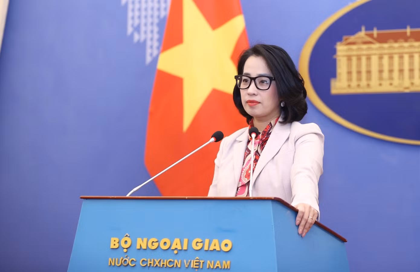 Bà Phạm Thu Hằng.