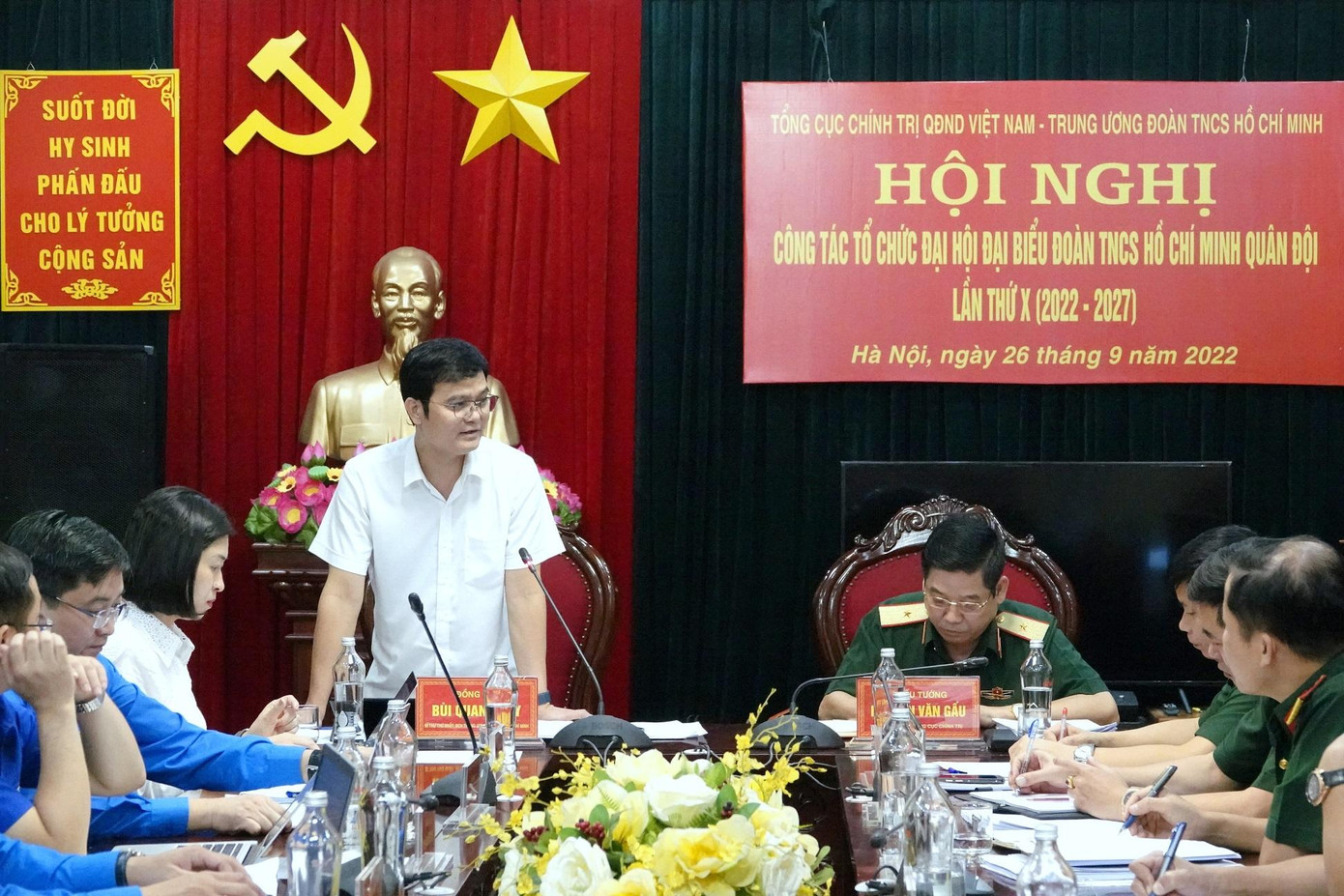 Anh Bùi Quang Huy phát biểu tại hội nghị