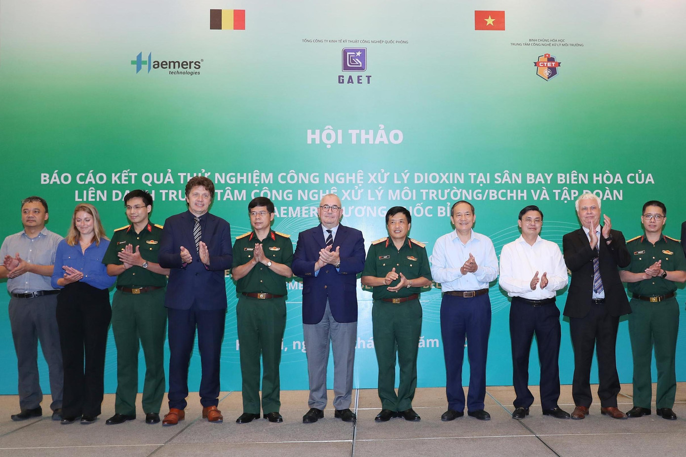 Đại diện các cơ quan, tổ chức của Việt Nam và quốc tế tham dự hội thảo