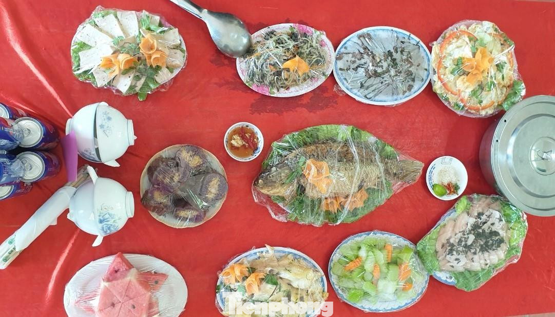 Mâm cơm Tết độc lập của Đại đội Quân y 24, Trung đoàn 141