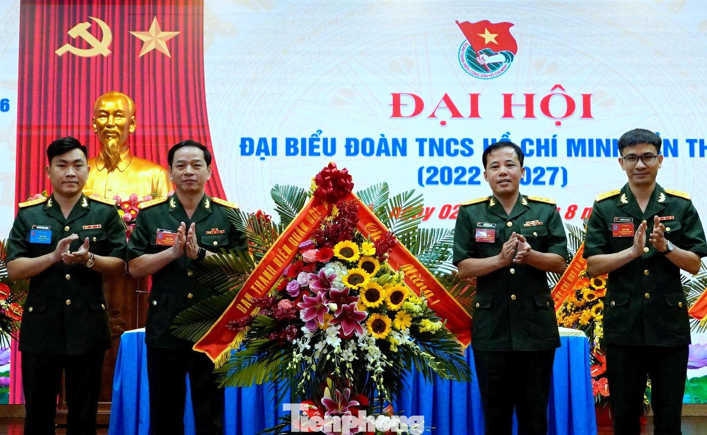 Ban Thanh niên Quân đội chúc mừng ĐH