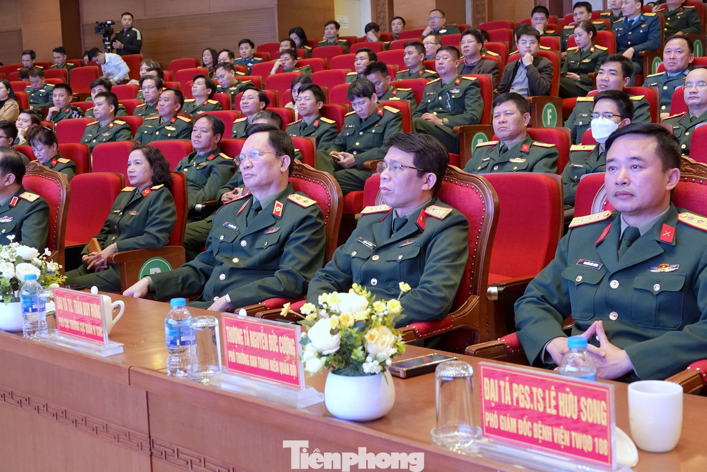 Các đại biểu tham dự chương trình, chiều 28/12 Các đại biểu tham dự chương trình, chiều 28/12