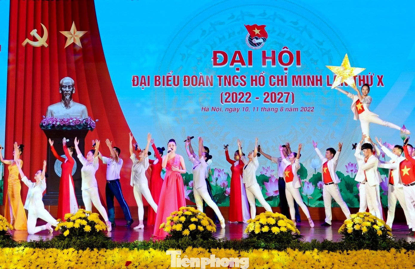 ĐVTN Quân chủng PK-KQ biểu diễn nghệ thuật chào mừng ĐH ĐVTN Quân chủng PK-KQ biểu diễn nghệ thuật chào mừng ĐH