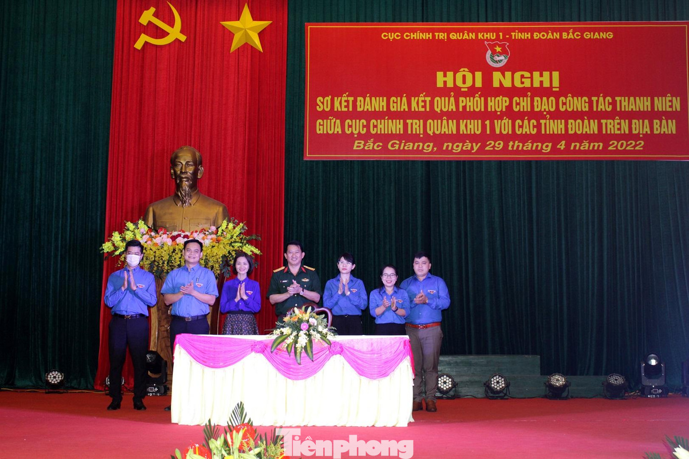 Tại hội nghị, đại diện các Tỉnh Đoàn và Cục Chính trị Quân khu 1 đã ký kết Quy chế phối hợp giai đoạn 2022-2024 Tại hội nghị, đại diện các Tỉnh Đoàn và Cục Chính trị Quân khu 1 đã ký kết Quy chế phối hợp giai đoạn 2022-2024