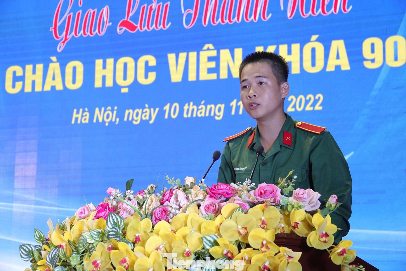 Binh nhì Mương Vinh Quý chia sẻ cảm xúc khi trở thành học viên Trường SQLQ1 tại chương trình giao lưu. Ảnh: Nguyễn Minh