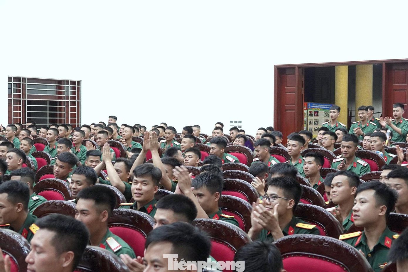 Tọa đàm thu hút sự quan tâm của đông đảo ĐVTN Lữ đoàn 45 Tọa đàm thu hút sự quan tâm của đông đảo ĐVTN Lữ đoàn 45