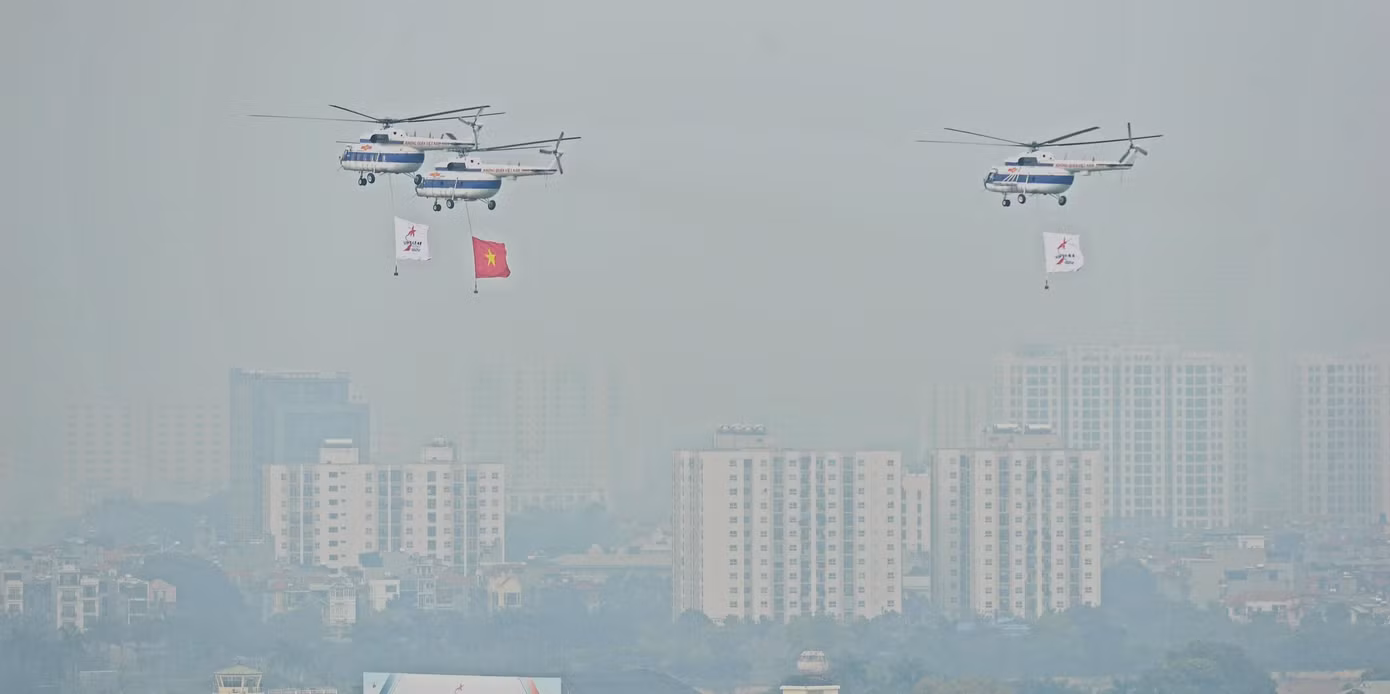 Khu vực triển lãm có tổng diện tích hơn 50.000 m2, bố trí thành các khu vực: Khu vực trưng bày, giới thiệu sản phẩm công nghiệp quốc phòng; Khu vực Không gian văn hóa Việt Nam; Khu trưng bày “Kinh tế - quốc phòng Việt Nam”; Khu vực ẩm thực; Khu vực hội thảo; Khu vực truyền thông-báo chí.