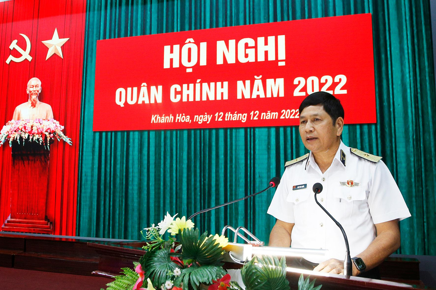 Chuẩn Đô đốc Ngô Văn Thuân - Chính ủy Vùng 4 Hải quân quán triệt nghị quyết của Đảng ủy Vùng về lãnh đạo thực hiện nhiệm vụ năm 2023