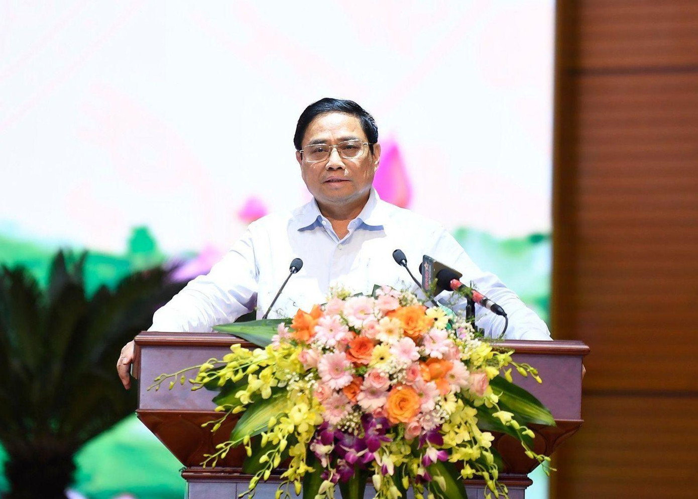 Thủ tướng Chính phủ Phạm Minh Chính phát biểu chỉ đạo hội nghị. Thủ tướng Chính phủ Phạm Minh Chính phát biểu chỉ đạo hội nghị.