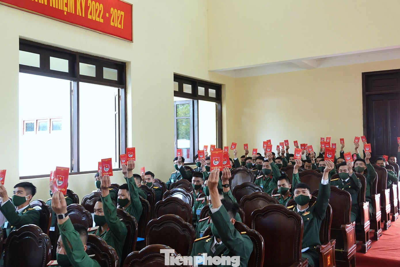 Nhiệm kỳ qua, tuổi trẻ Lữ đoàn 242 đã xung kích thực hiện hiệu quả toàn diện các nhiệm vụ Nhiệm kỳ qua, tuổi trẻ Lữ đoàn 242 đã xung kích thực hiện hiệu quả toàn diện các nhiệm vụ