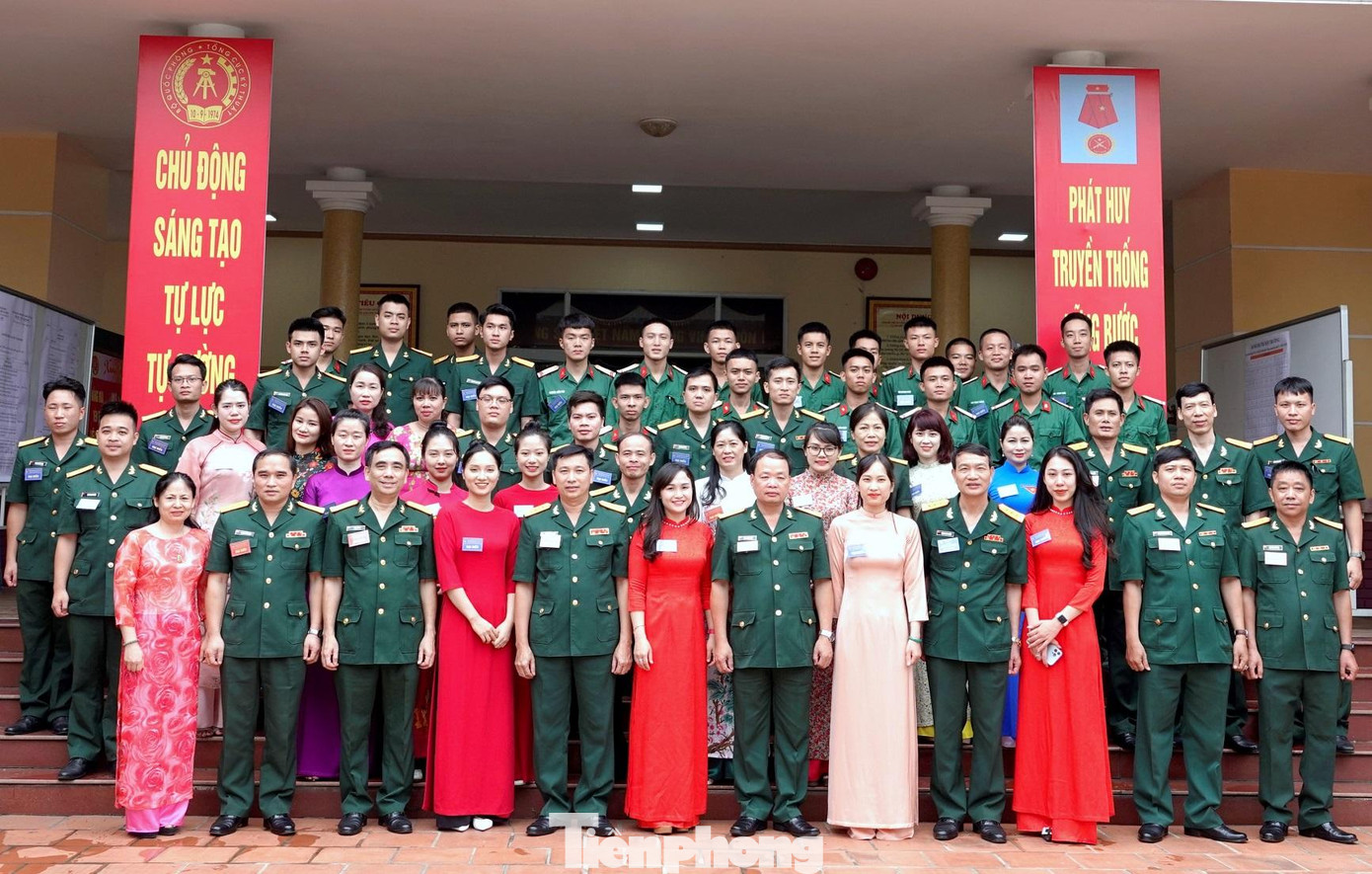 Tham gia đại hội có 90 đại biểu chính thức, đại diện cho hàng trăm ĐVTN trong BTM TCKT. Trong đó có 13 đại biểu nữ; độ tuổi trung bình của đại biểu là 27, đại biểu ít tuổi nhất là 20 tuổi. Ảnh: Nguyễn Minh