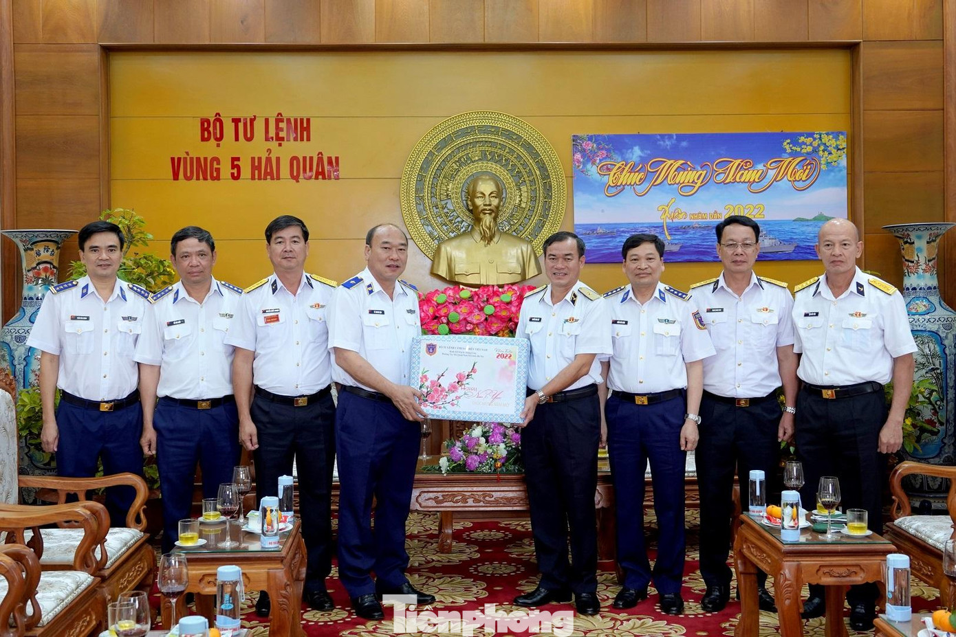 Dịp này, đoàn công tác Bộ tư lệnh CSB Việt Nam tổ chức đến thăm, chúc Tết Bộ Tư lệnh Vùng 5 Hải quân và Thành ủy, UBND thành phố Phú Quốc. Ảnh: Nguyễn Minh Dịp này, đoàn công tác Bộ tư lệnh CSB Việt Nam tổ chức đến thăm, chúc Tết Bộ Tư lệnh Vùng 5 Hải quân và Thành ủy, UBND thành phố Phú Quốc. Ảnh: Nguyễn Minh