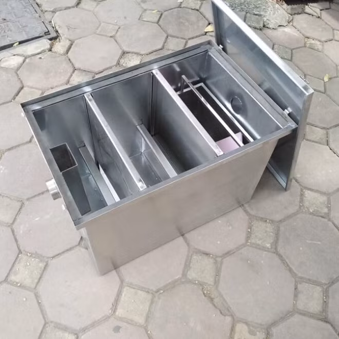 Hình ảnh bể tách mỡ tự động của Bách Hóa Môi Trường được đánh giá phù hợp với điều kiện tại Việt Nam, giúp khách hàng tiết kiệm chi phí đầu tư Hình ảnh bể tách mỡ tự động của Bách Hóa Môi Trường được đánh giá phù hợp với điều kiện tại Việt Nam, giúp khách hàng tiết kiệm chi phí đầu tư