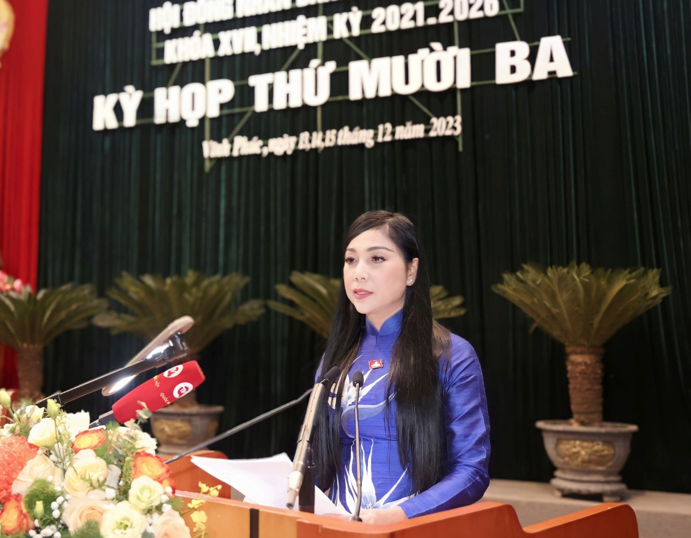 Chủ tịch HĐND tỉnh Hoàng Thị Thuý Lan phát biểu khai mạc kỳ họp