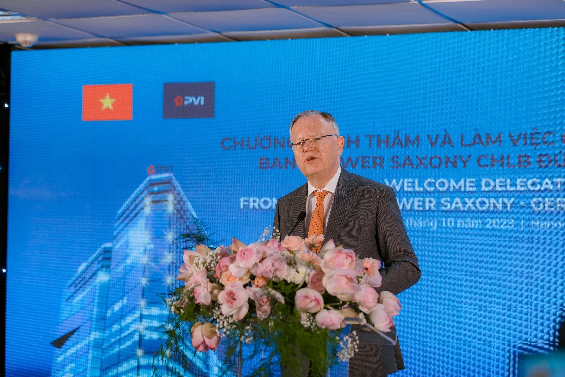 Ông Stephan Weil – Thủ hiến bang Lower Saxony (Đức) Ông Stephan Weil – Thủ hiến bang Lower Saxony (Đức)