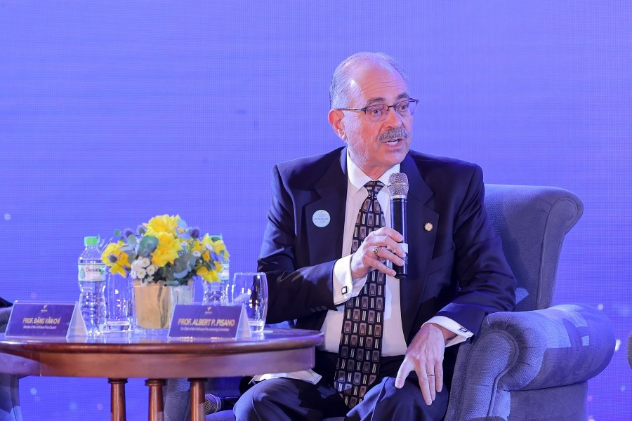 Giáo sư Albert P. Pisano, viện sĩ Viện hàn lâm Kỹ thuật Quốc gia Hoa Kỳ, đồng chủ tịch Hội đồng Sơ khảo Giải thưởng VinFuture