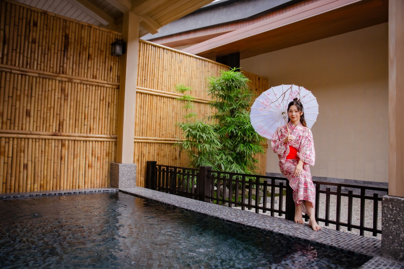 Tận hưởng Onsen Nhật Bản với đa dạng lựa chọn: Onsen tự nhiên, Onsen theo chủ đề, Foot Onsen, tắm thảo dược, Private Onsen... tại Lynn Times Thanh Thủy