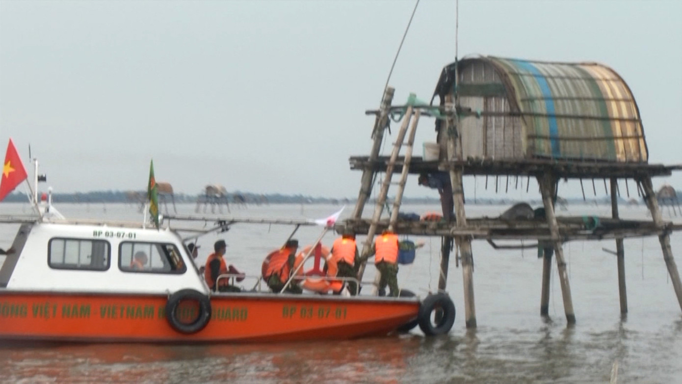 Bộ đội Biên phòng tỉnh Thái Bình tuần tra, kiểm soát trên biển.
