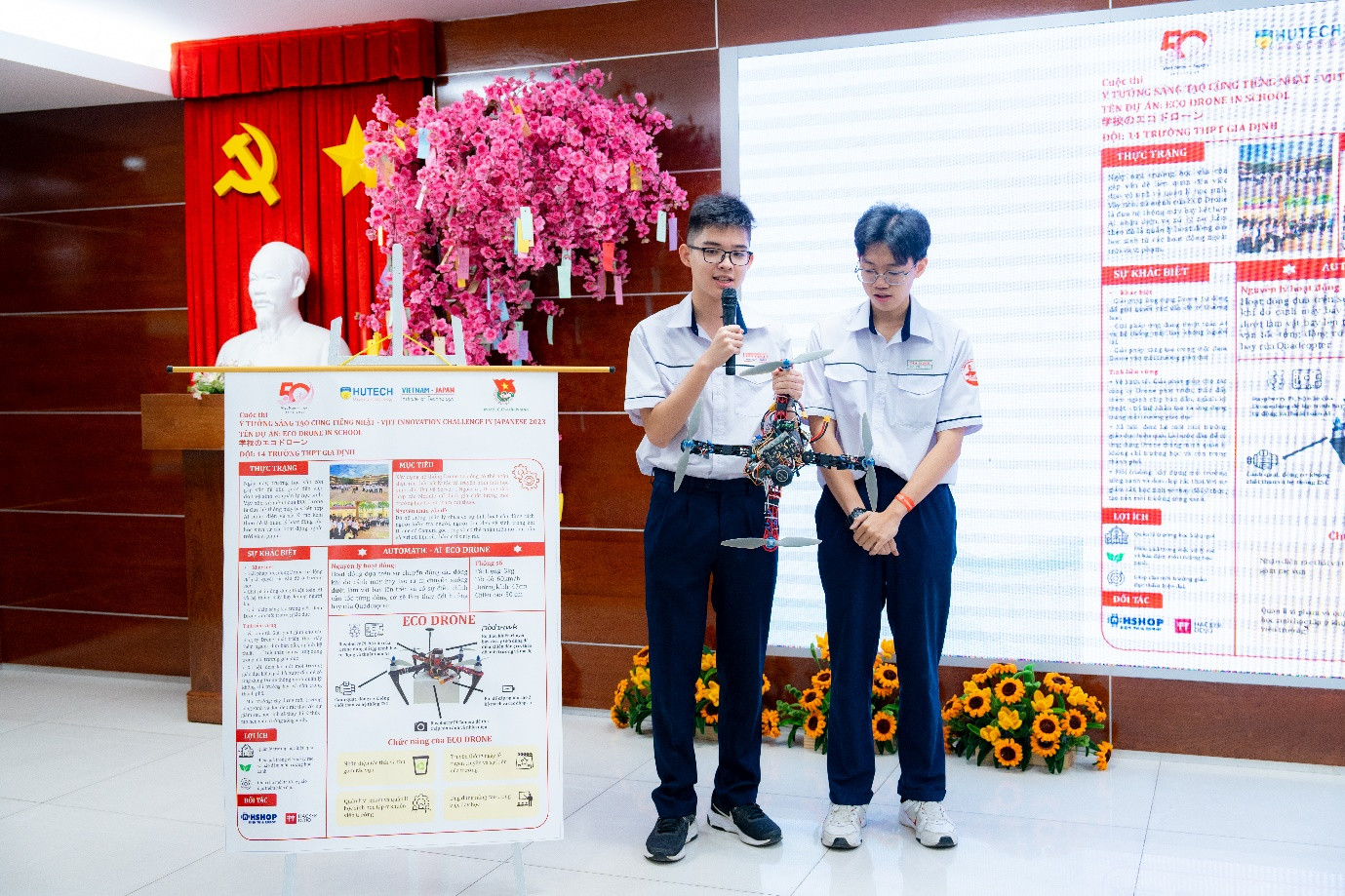 Cuộc thi “Ý tưởng sáng tạo cùng tiếng Nhật dành cho học sinh THPT” diễn ra tại HUTECH nhận được sự quan tâm của đông đảo học sinh thành phố