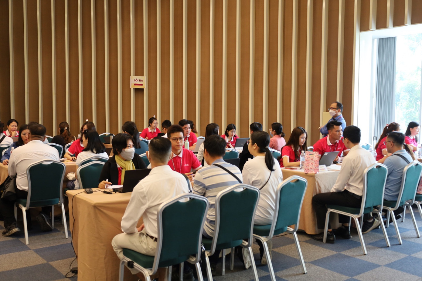 AEON Việt Nam đã tổ chức Ngày hội tuyển dụng siêu thị AEON Nguyễn Văn Linh để tuyển dụng hơn 300 nhân sự AEON Việt Nam đã tổ chức Ngày hội tuyển dụng siêu thị AEON Nguyễn Văn Linh để tuyển dụng hơn 300 nhân sự