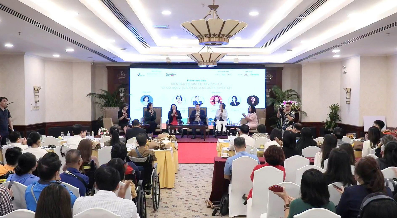 Các diễn giả tham Diễn đàn "ESG – Cơ hội và thách thức việc làm cho người khuyết tật" đã có những chia sẻ ý nghĩa và truyền cảm hứng Các diễn giả tham Diễn đàn "ESG – Cơ hội và thách thức việc làm cho người khuyết tật" đã có những chia sẻ ý nghĩa và truyền cảm hứng