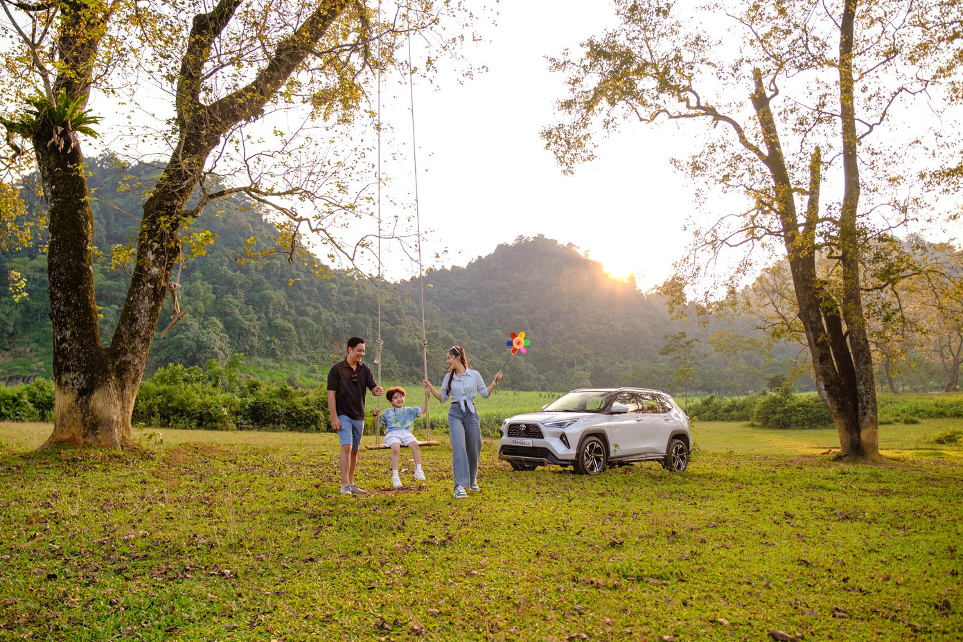 Yaris Cross là chiếc xe trong mơ đối với gia đình anh Sơn.