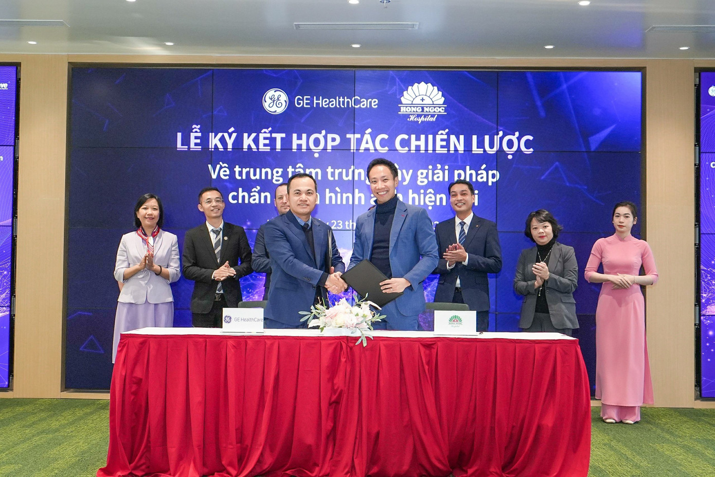 Bệnh viện Hồng Ngọc trở thành Trung tâm trưng bày giải pháp chẩn đoán hình ảnh hiện đại của GE Healthcare Bệnh viện Hồng Ngọc trở thành Trung tâm trưng bày giải pháp chẩn đoán hình ảnh hiện đại của GE Healthcare