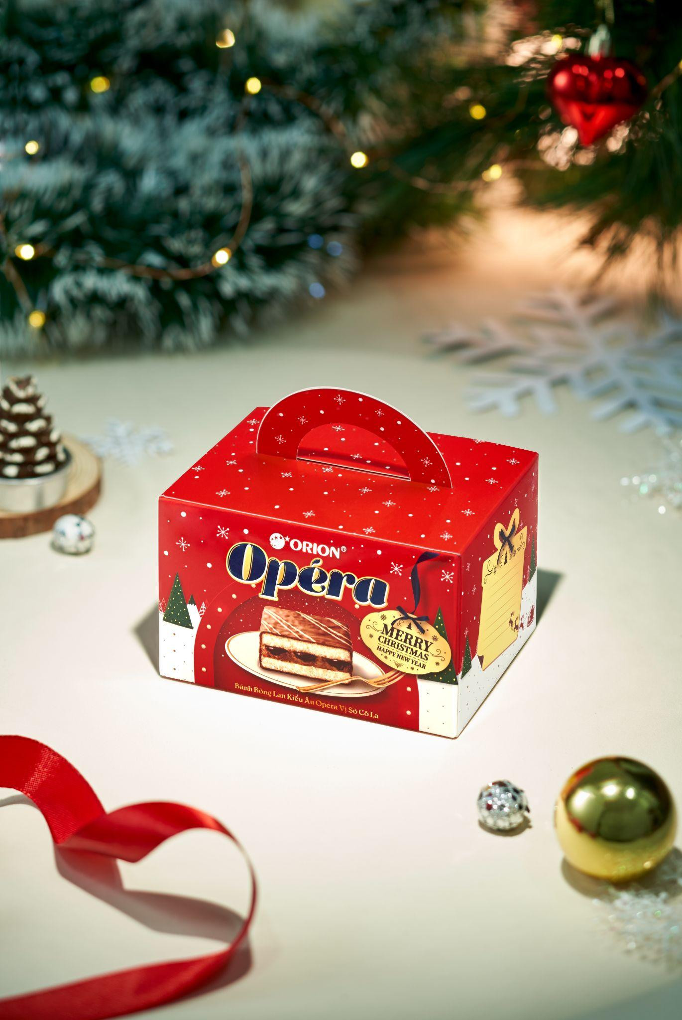 Opera 2P với thiết kế hộp quà đặc biệt cho mùa Giáng Sinh 2023 Opera 2P với thiết kế hộp quà đặc biệt cho mùa Giáng Sinh 2023