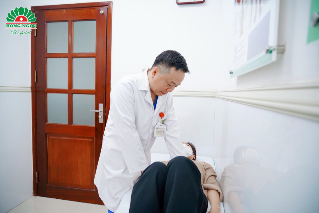 Bác sĩ cảnh báo người dân cần chú ý thói quen ngậm tăm