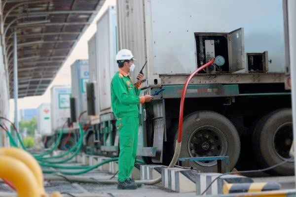 Gas South vận chuyển khí CNG đến các nơi tiêu thụ