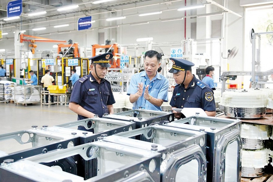 Tổng kim ngạch xuất nhập khẩu của doanh nghiệp ưu tiên hiện chiếm khoảng 36% tổng kim ngạch XNK cả nước Tổng kim ngạch xuất nhập khẩu của doanh nghiệp ưu tiên hiện chiếm khoảng 36% tổng kim ngạch XNK cả nước