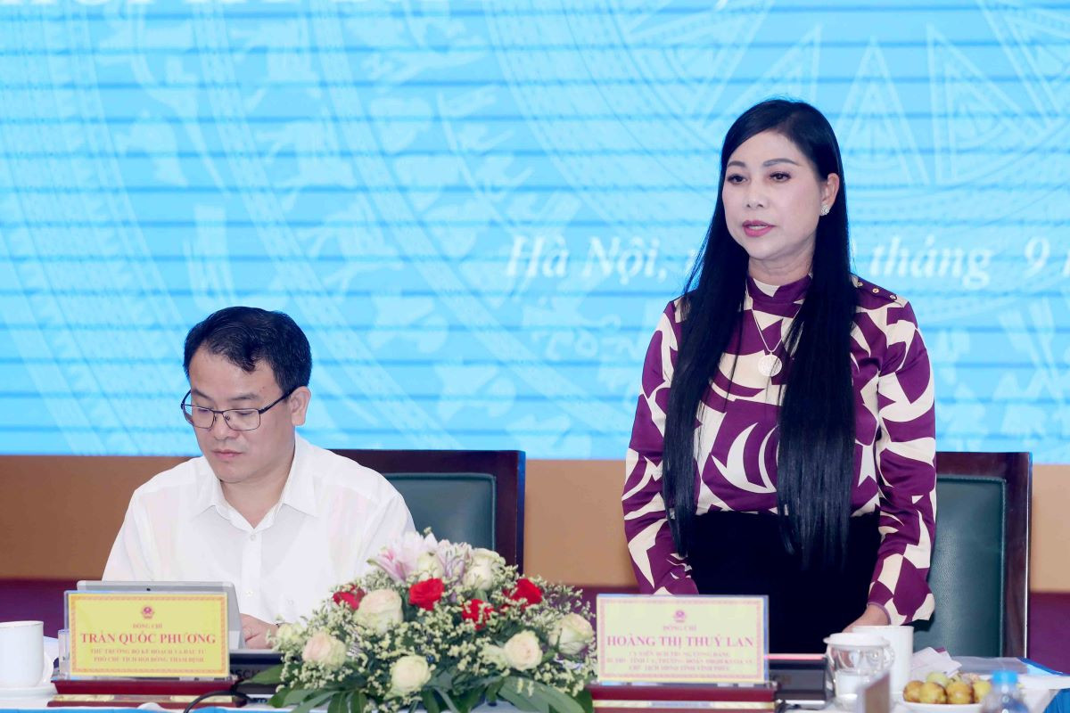 Bí thư tỉnh ủy tỉnh Vĩnh Phúc Hoàng Thị Thúy Lan phát biểu tại Hội nghị. Bí thư tỉnh ủy tỉnh Vĩnh Phúc Hoàng Thị Thúy Lan phát biểu tại Hội nghị.