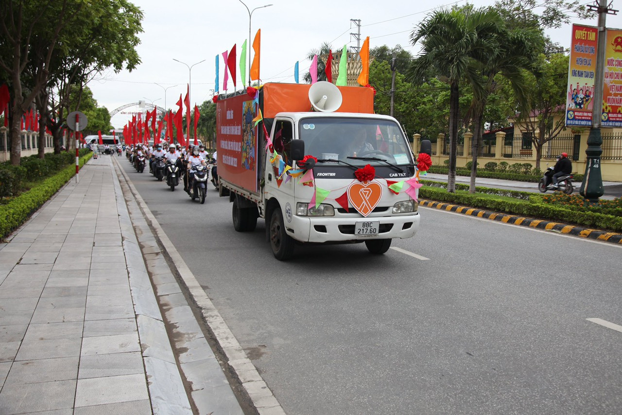 Diễu hành hưởng ứng Tháng hành động vì bình đẳng giới và phòng ngừa, ứng phó với bạo lực trên cơ sở giới năm 2023