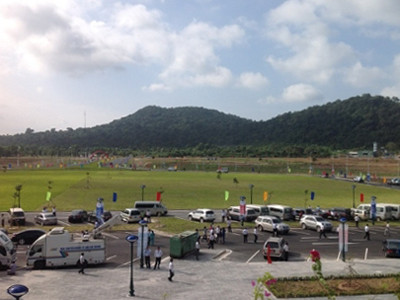 Tiền cảnh Cảng hàng không Quốc tế Phú Quốc.