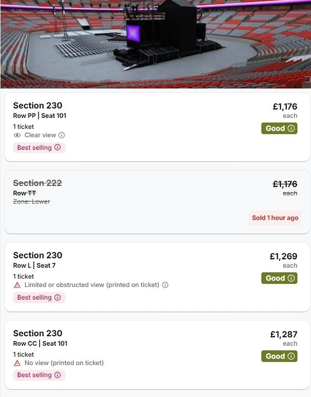 Những kẻ đầu cơ vé bán lại chỗ ngồi giá rẻ với mức giá gấp 100 lần.