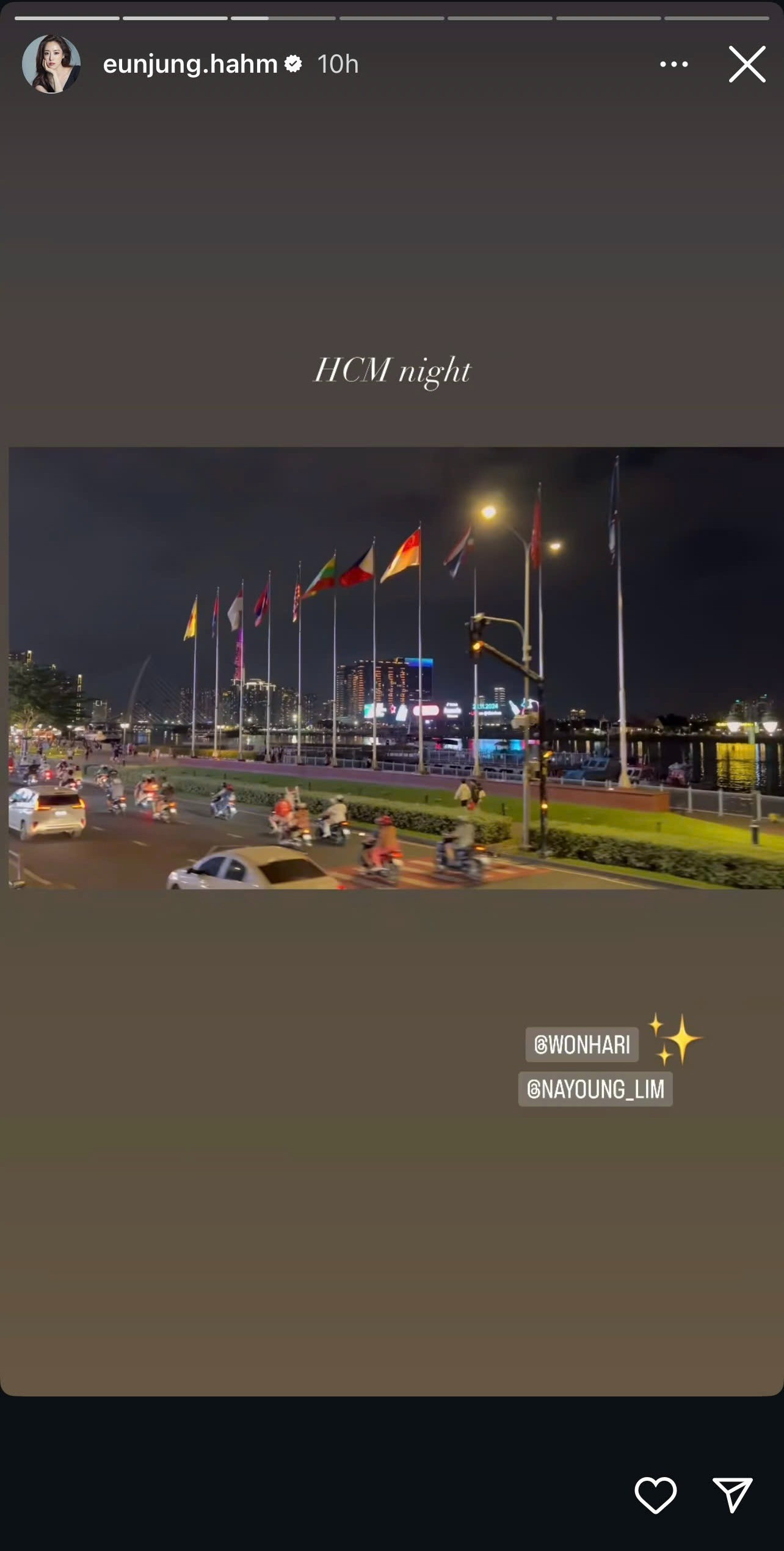 Eunjung thưởng thức ẩm thực và tham quan TP HCM. Ảnh: IG.