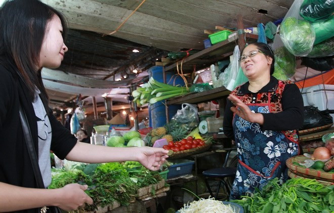 Điểm yếu của tiền xu là hay rơi, mệnh giá thấp, nếu mang theo số lượng lớn để mua bán thì sẽ rất bất tiện