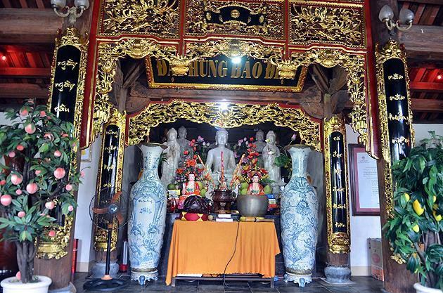 Chính điện chùa Trường Sa Lớn. Ảnh Lê Thao - Bá Ngọc