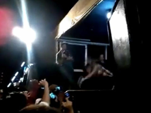 Vụ việc được quay lại và tung lên YouTube