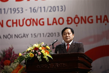 Đồng chí Lê Xuân Sơn, Bí thư Đảng ủy - Tổng biên tập báo Tiền Phong, phát biểu tại buổi lễ