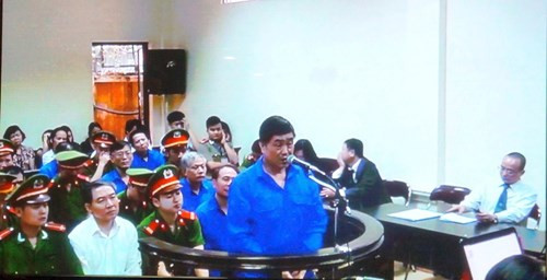 Cân lên bán sắt vụn, ụ nổi 83M chưa được 50 tỷ đồng ảnh 2