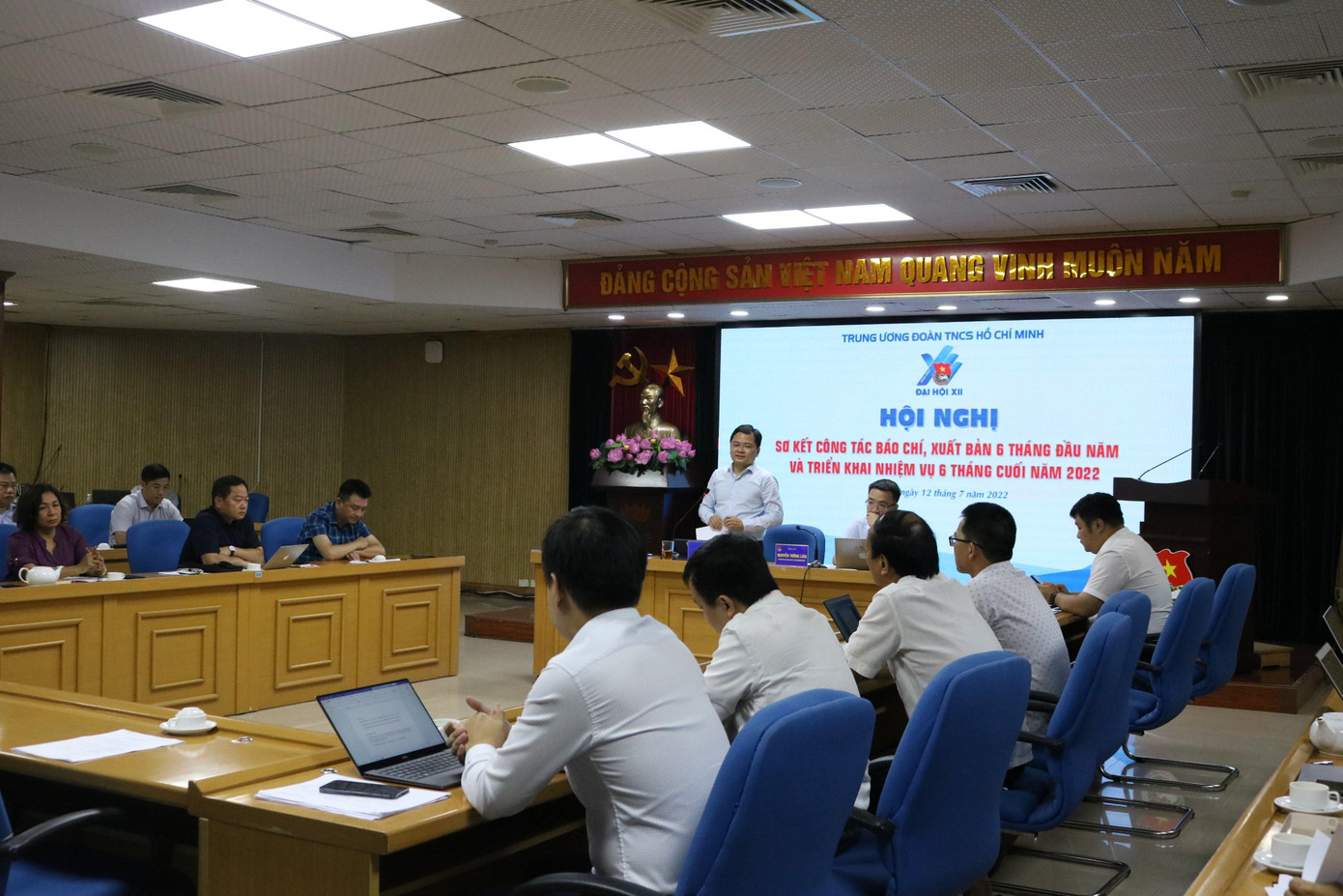 Bí thư thứ nhất T.Ư Đoàn lưu ý các cơ quan báo chí cần xây dựng kế hoạch phát triển cho 5-10 năm tới Bí thư thứ nhất T.Ư Đoàn lưu ý các cơ quan báo chí cần xây dựng kế hoạch phát triển cho 5-10 năm tới